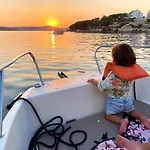 Luxury Family Front - Sunday House Willa