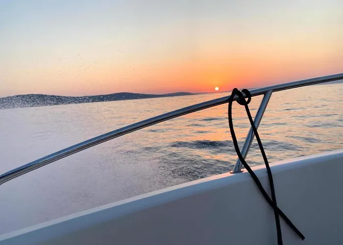 Villa Luxury Family Front - Sunday House