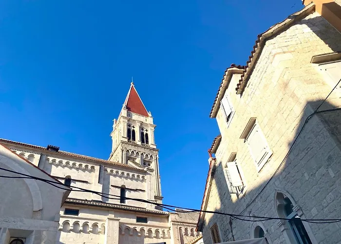 Luxury Family Front - Sunday House Villa Slatine