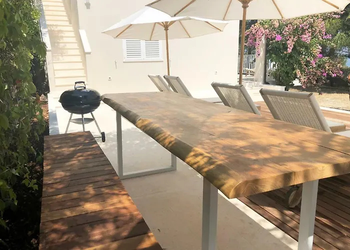 Luxury Family Front - Sunday House Villa