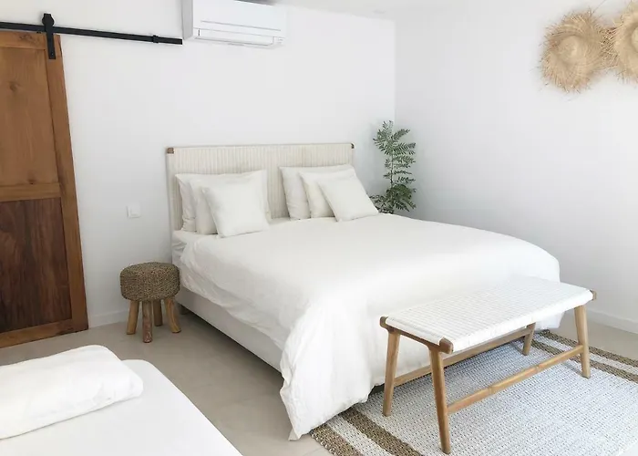 Villa Luxury Family Front - Sunday House